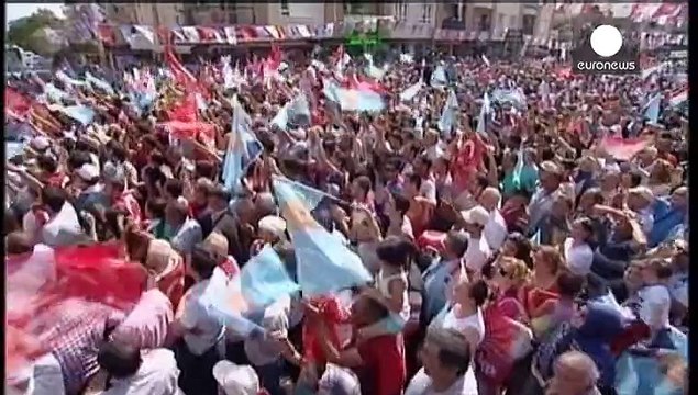 Turquía acude hoy a las urnas en unas elecciones marcadas por la tensión y la violencia