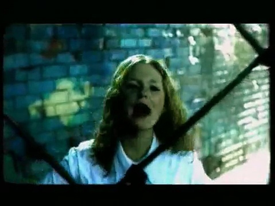 t A T u -  Ya Soshla S Uma (Remix)