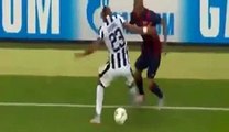 Dani Alves met un petit pont à Vidal | Barcelona vs Juventus FINAL 2015