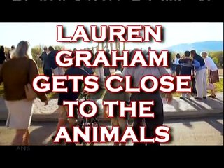 EVAN ALMIGHTY - LAUREN GRAHAM GETS CLOSE TO THE ANIMALS