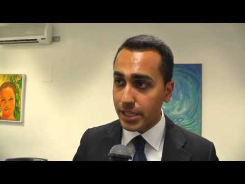 Napoli - Microcredito, Luigi Di Maio in visita alla Bcc (04.06.15)