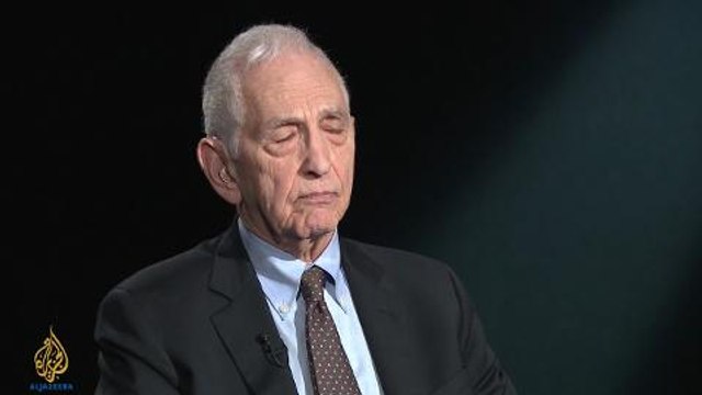 Whistleblowers 'should be thanked' - The Listening Post (Feature)