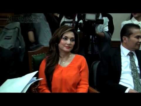 Nia Daniati Sebut Farhat Abbas Hanya Umbar Janji