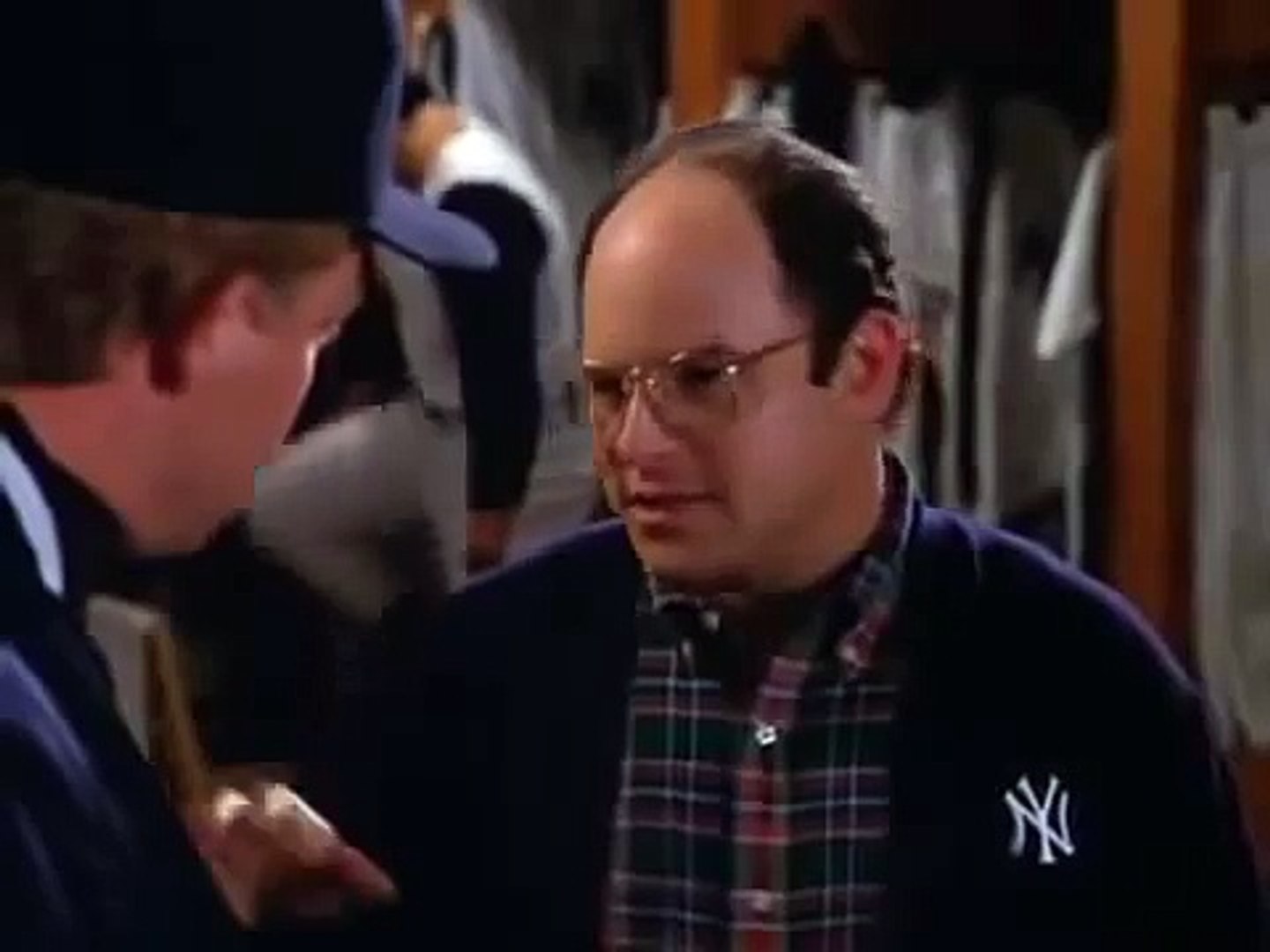 Seinfeld: George sabotages the Yankees by changing uniforms to cotton -  video Dailymotion