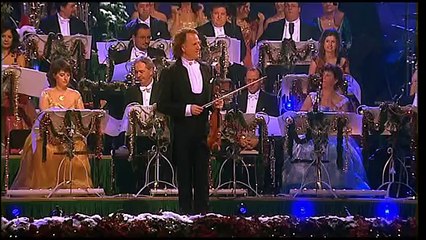 Gesú Bambino sung by Carla Maffioletti