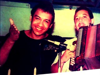 La falla fue tuya versión caja, guacharaca y acordeón de Diomedes y Juancho