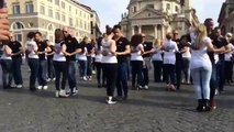 FLASH MOB 