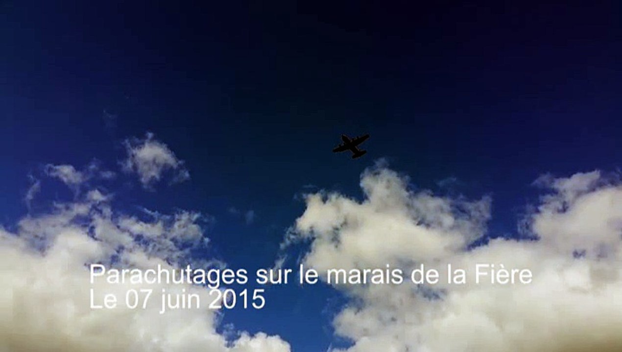 Parachutages de la Fière le 07 juin 2015