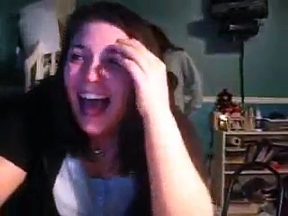 Kristen Peeing Her Pants