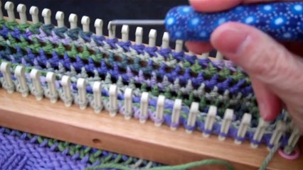 Loom Knitting Mock Crochet stitch