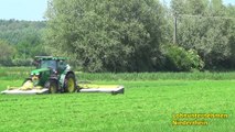 Gras mähen mit John Deere 6210R | Agrar Video