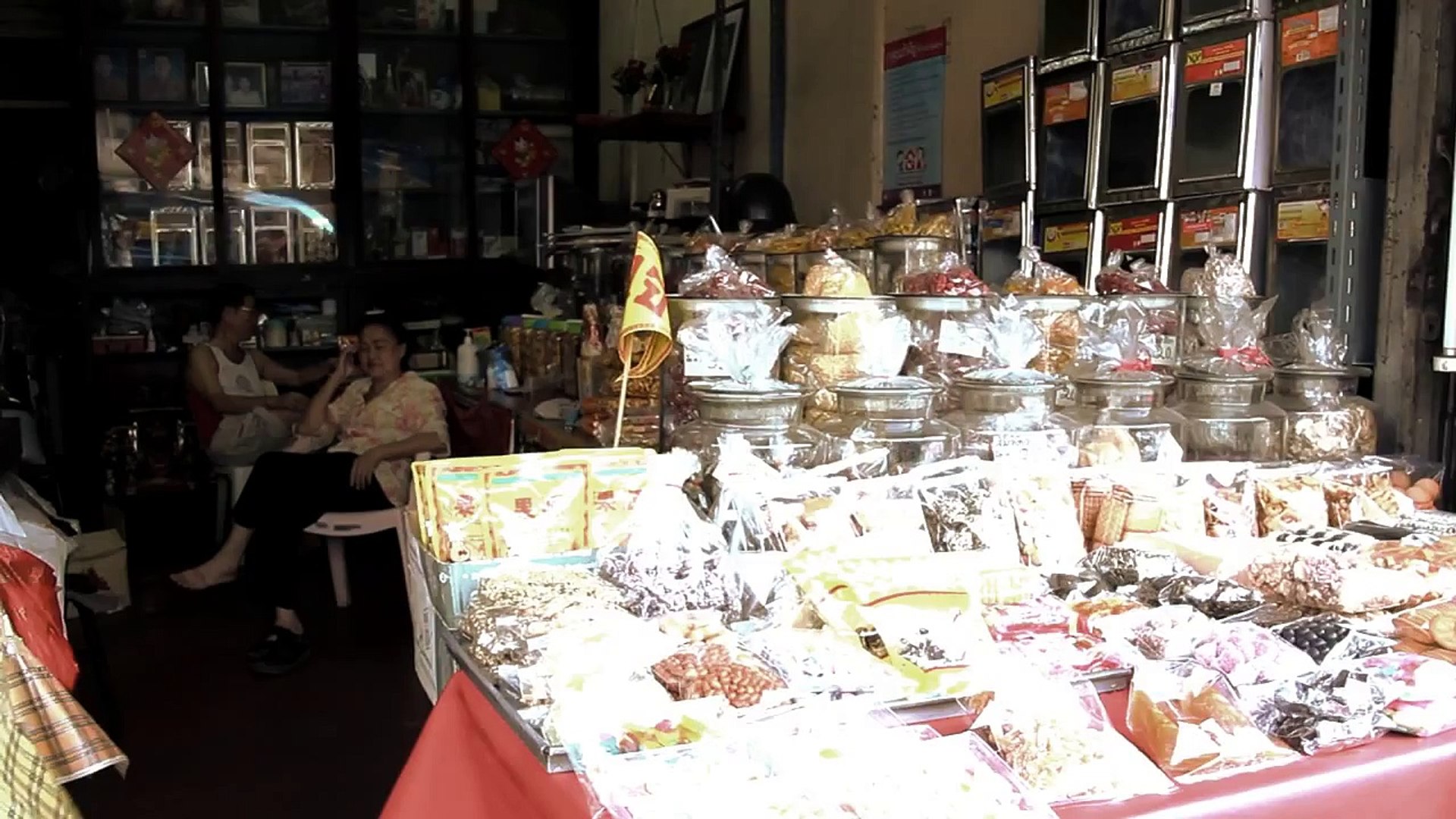 Thai Lifestyle Travel : Talat Plu , Thailand