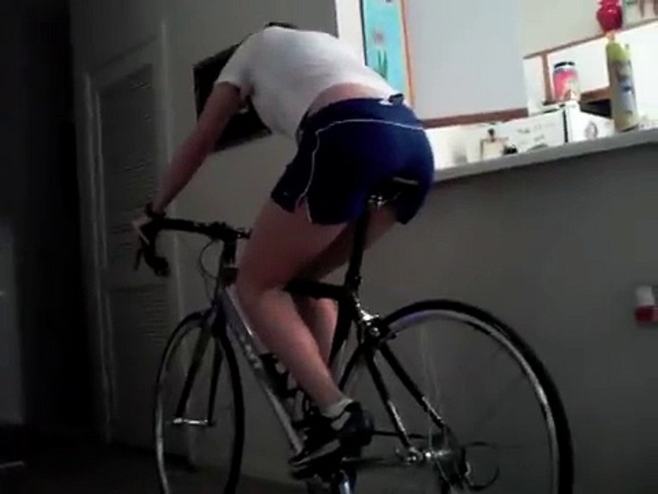 Jessica On Rollers