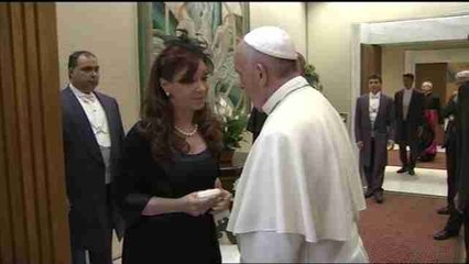 La presidenta argentina y el papa se reúnen en el Vaticano