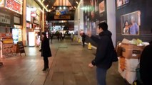 Osaka Bang! Gaijin SMASH - Fake Shooting People in Japan: 外人と大阪バーン　打たれたふり