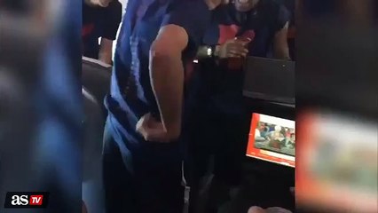 Lionel Messi recorded Bartra funny dance in airplane back home