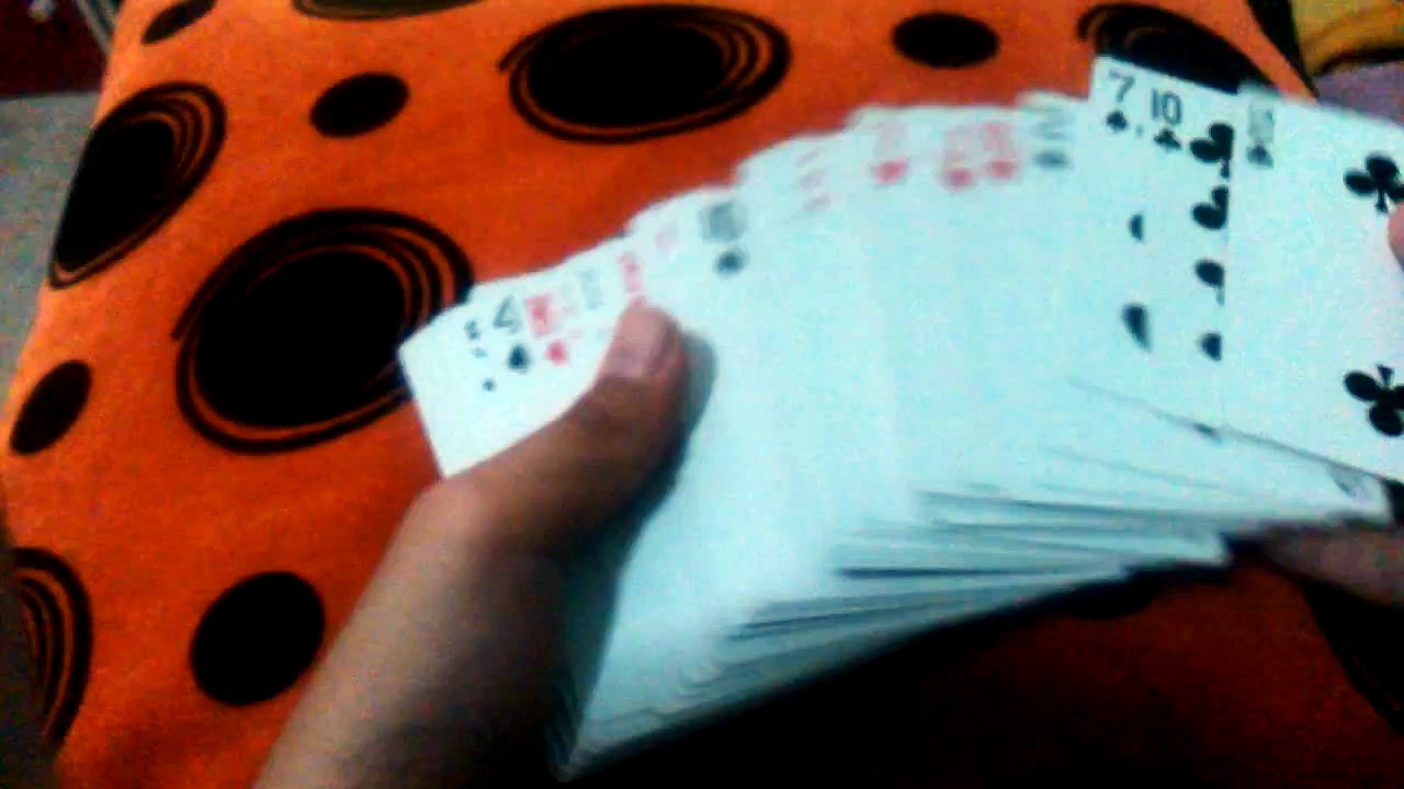 Mr.magic.mi tricks the whiping card tricks :)
