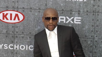 BOXER Floyd Mayweather Jr.  "Guys Choice Awards 2015" Arrivals