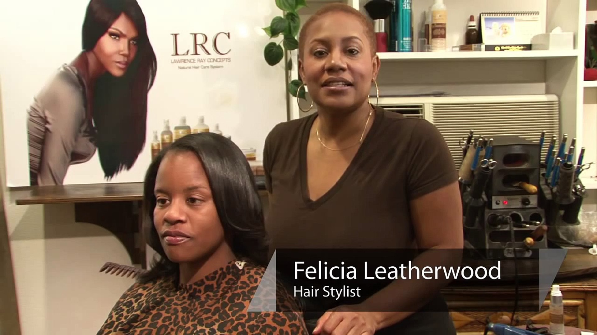 Styling Hair : How to Feather Hair