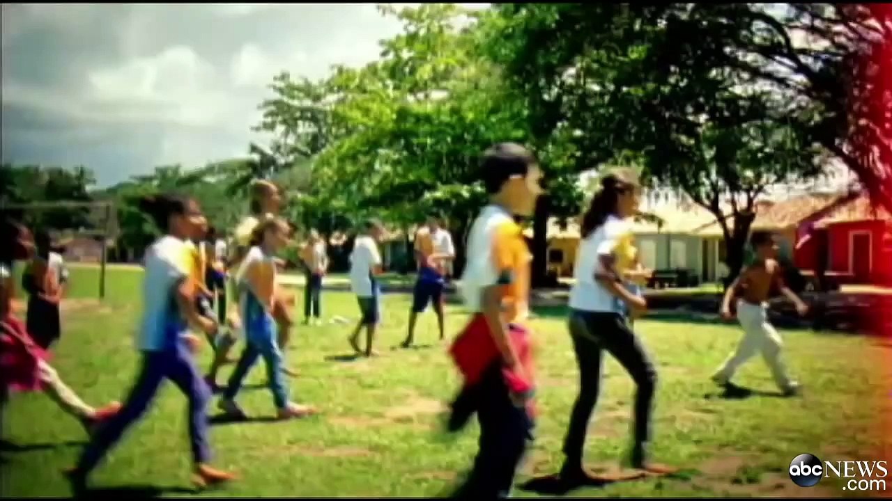 Beyonce Album 2013: Beyonce Releases Surprise Album for Fans