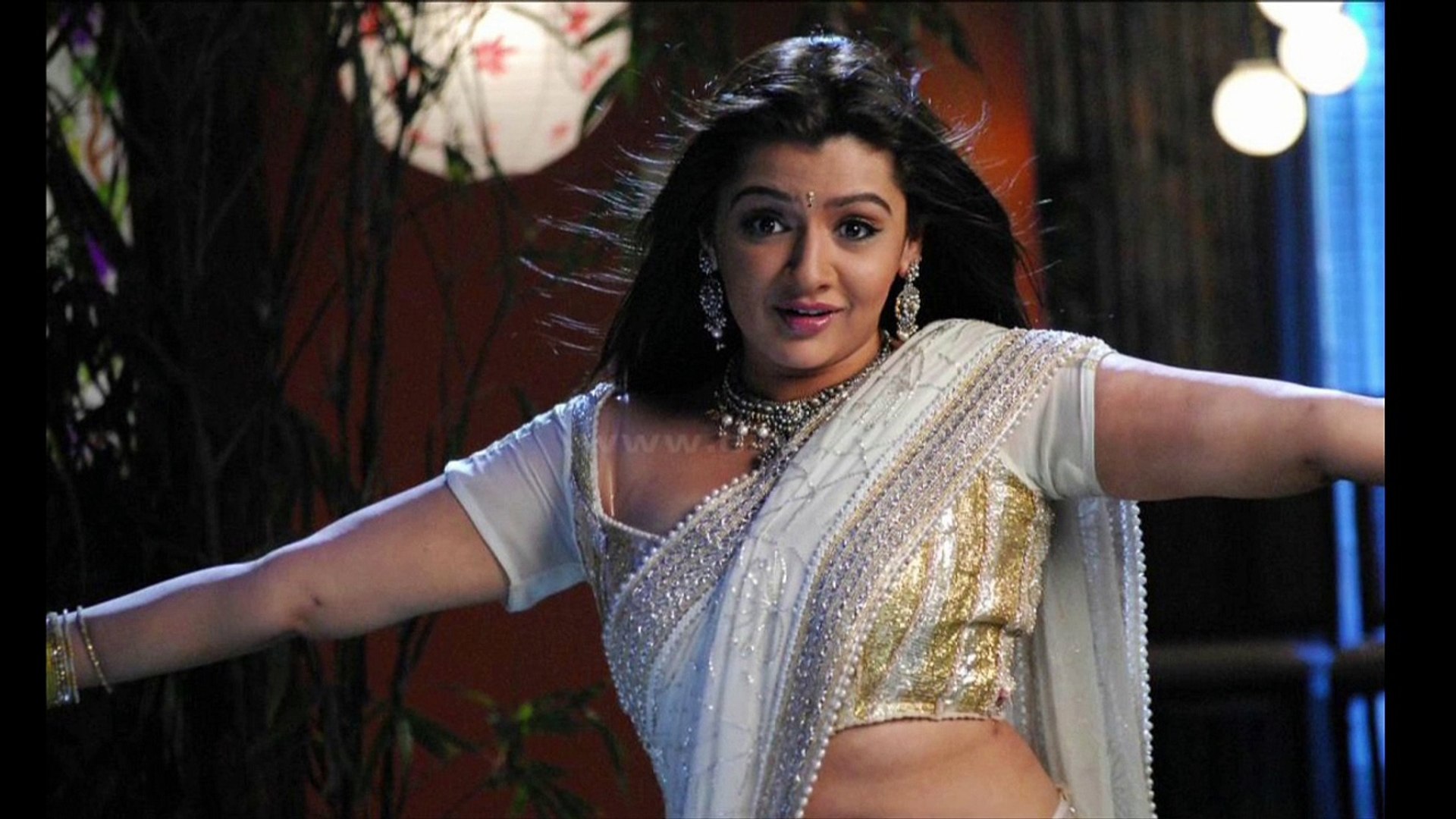 TRIBUTE TO AARTHI AGARWAL