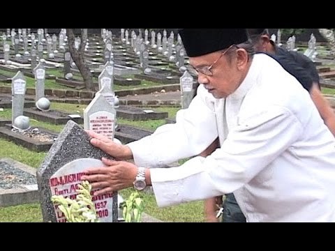 Silet Spektakuler, Cinta Sejati Habibie - Silet 27 Desember 2014