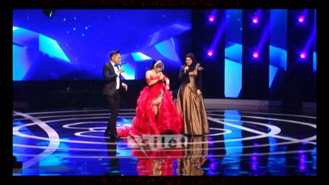 Syahrini & Siti Nurhaliza Goyang Maju Mundur Cantik Dan Morena - Silet 24 Oktober 2014