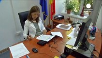 رومانيا: مجلس النواب يرفض رفع الحصانة عن رئيس الوزراء