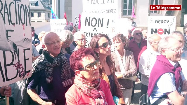 Lannion. Le Peuple des dunes attend Macron