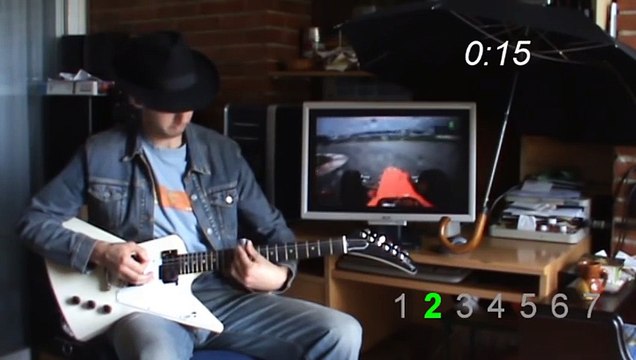 Fernando Alonso Malaysia 2010 lap on slide guitar - Vuelta de Alonso a Malasia 2010 en guitarra