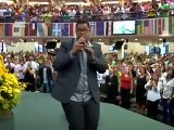 Anderson Freire canta  Bom Samaritano & Raridade (Você é um espelho), do CD DVD Essência Ao Vivo, no culto da Igreja Batista da Lagoinha (do Ministério Diante do Trono / Ana Paula Valadão / André Valadão / Mariana Valadão) ! Impossível não chorar!