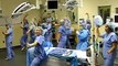 Infermiere ballano in ospedale - sala operatoria
