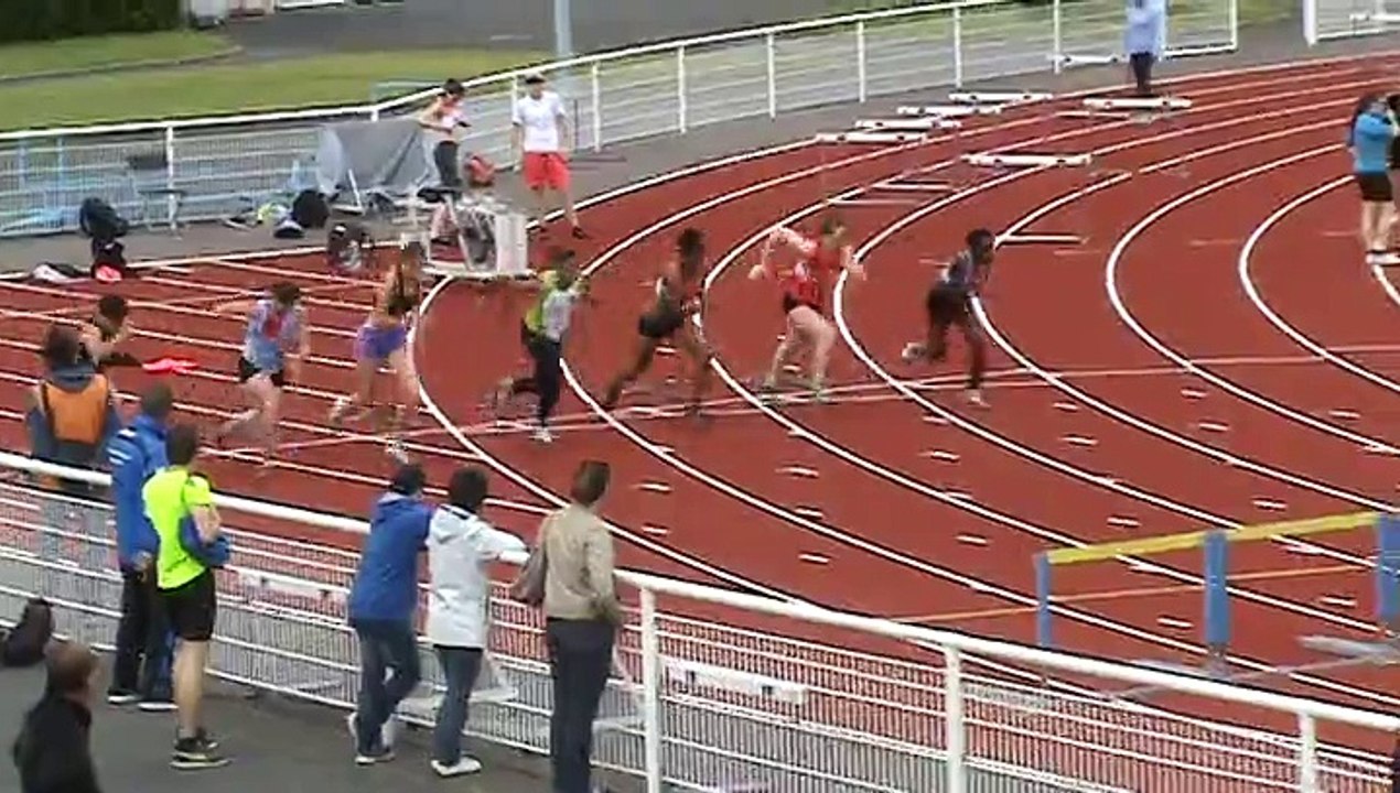 100m haies karine Diane EAPC 2015