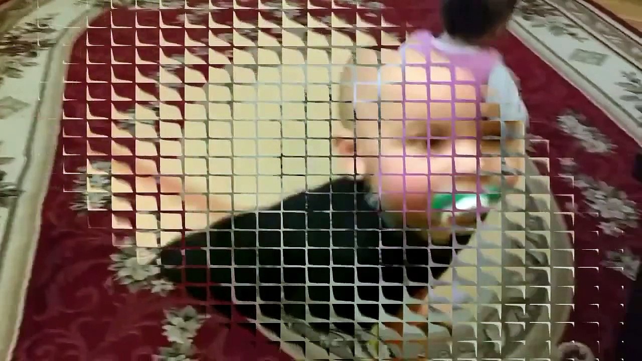 Les enfants dansent Лезгинку!!! Il faut le voir! Children dance the Lezgian! Super!!!