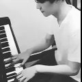 150605 EXO Baekhyun Instagram Update - Chanyeol play piano