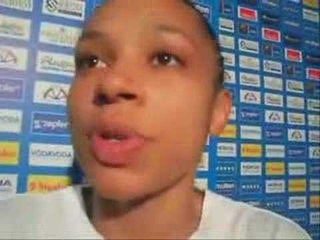 Back stage interview with Edwige LAWSON-WADE (France)