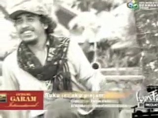 Iwan Fals - Buku Ini Aku Pinjam (1986)
