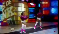 Nikki Bella w/ Brie vs Naomi w/ Cameron