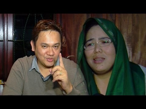 Asmara Dibalik Perseteruan Farhat Dan Silvi? - Tuntas 28 Januari 2015