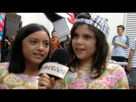 Kompaknya Putri Ariel & Putri Sophia - Tuntas 03 November 2014