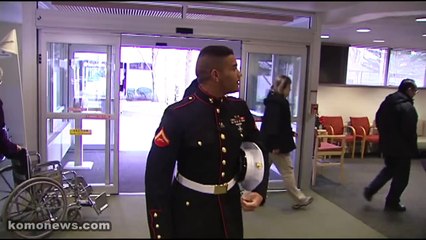 A Marine surprises his Mom for Christmas
