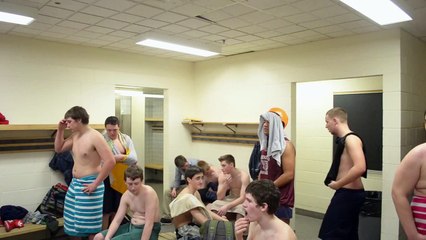 Harlem Shake Boys Changing Room
