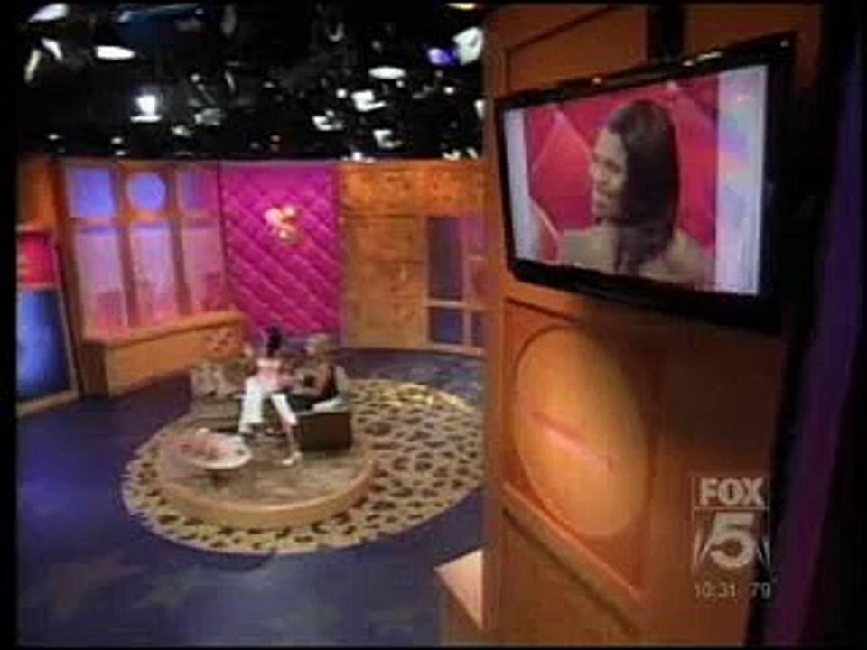 Omarosa on the  Wendy Williams shows, it turn ugly!