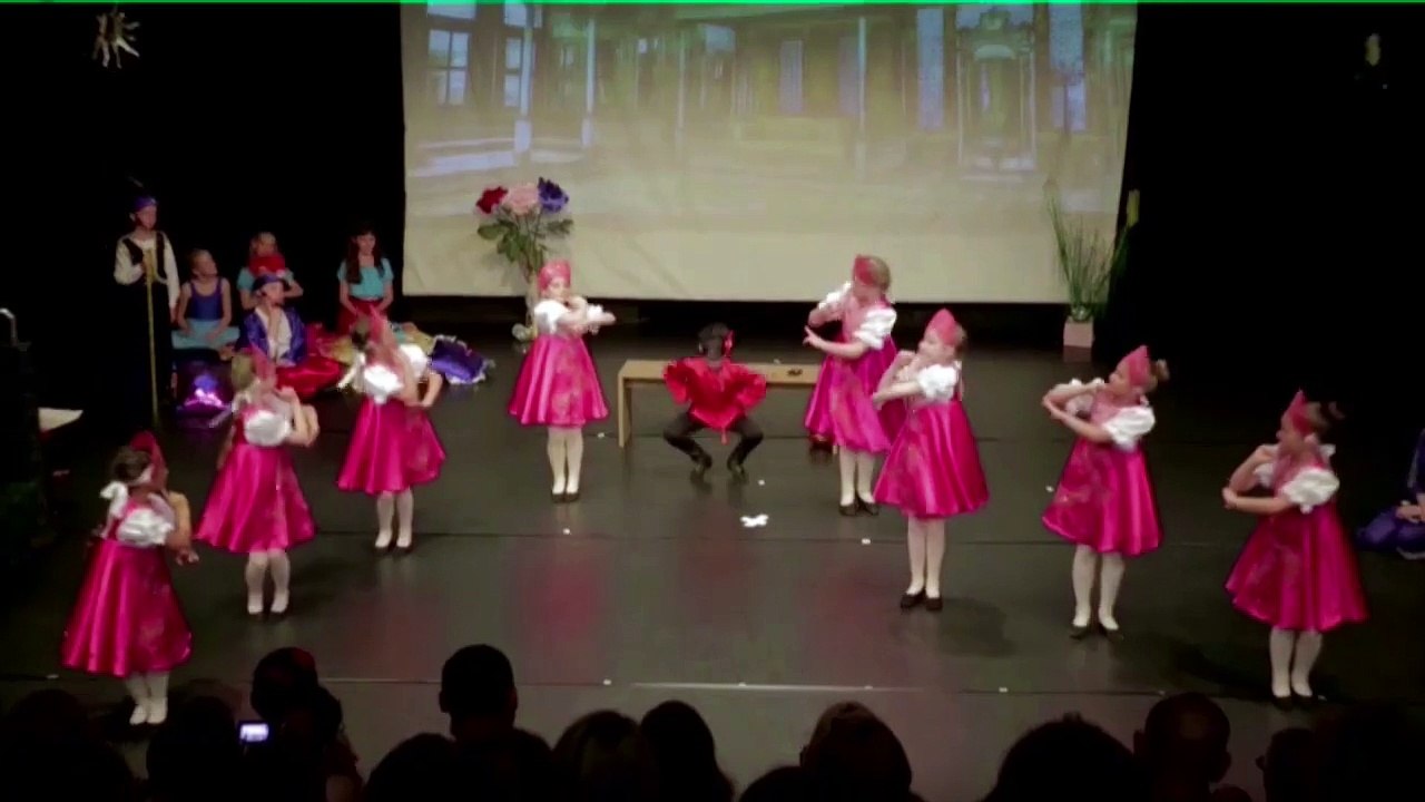 Tanzstudio fancy Charaktertanz Compilation