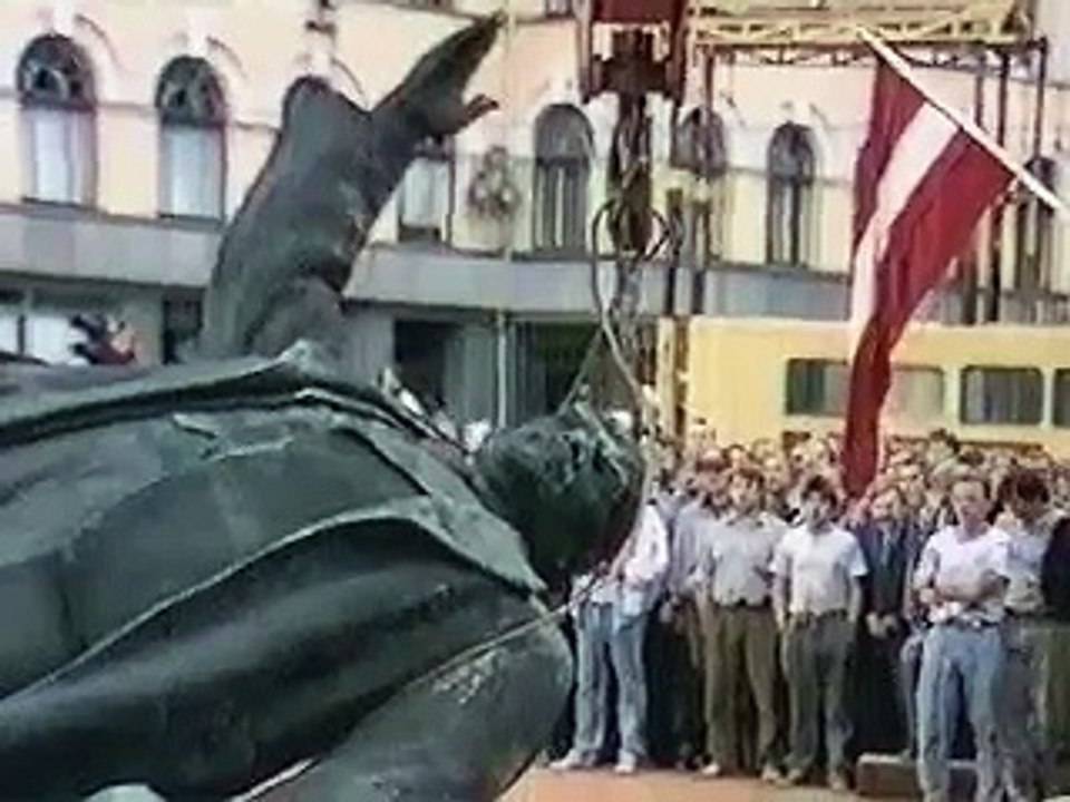 The Demolition of the Lenin Statue in Riga 1991 Ļeņiņa Statujas Nojaukšana Rīgā 1991 gadā