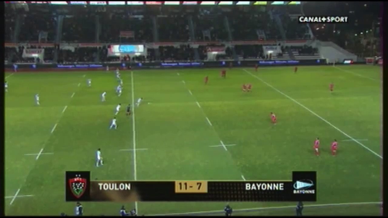 Le coup d'envoi le plus étrange au monde au rugby!!
