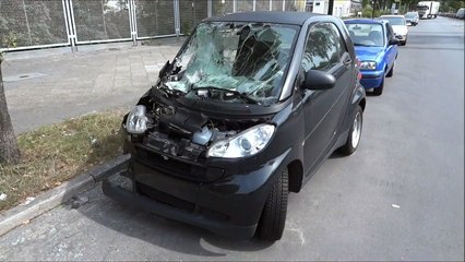 Smart fortwo / crash car [HD]