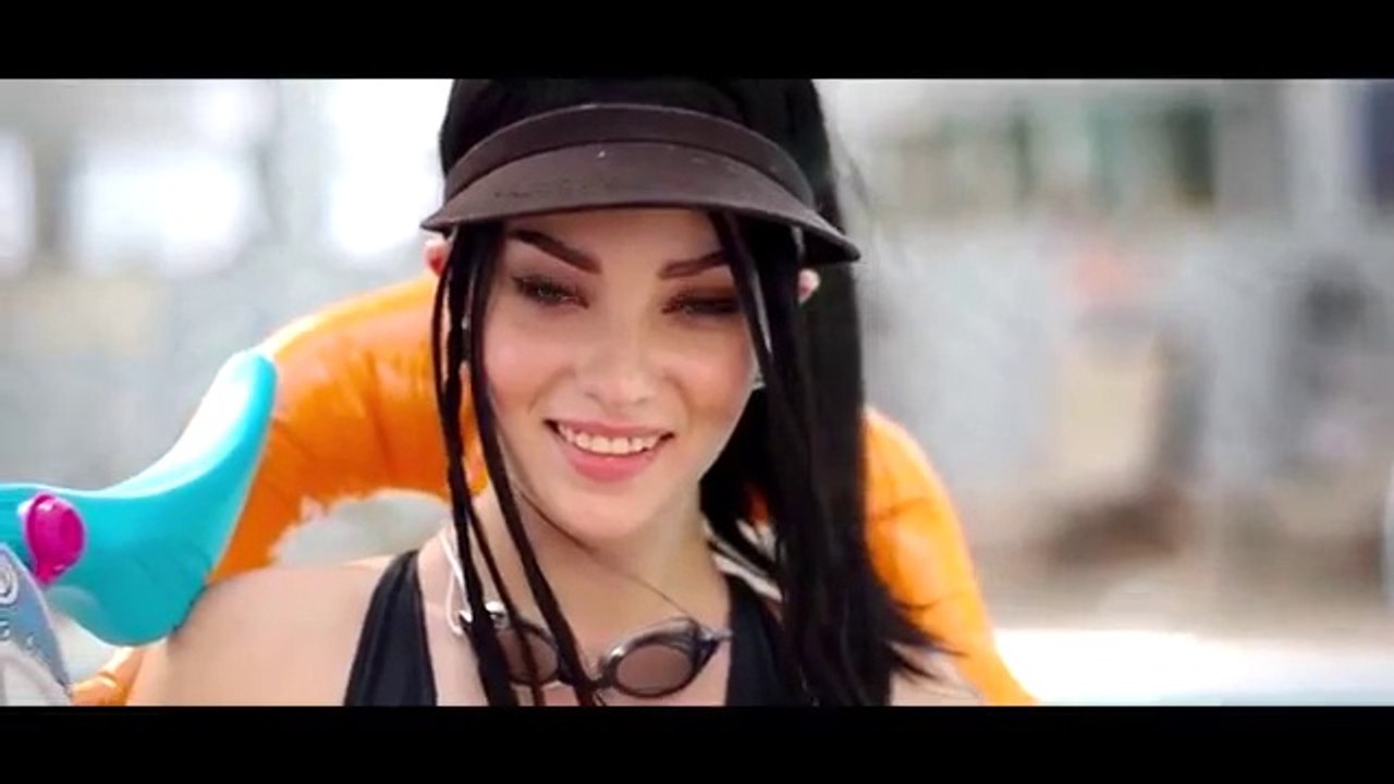 EPIC LEAGUE OF LEGENDS COSPLAYS OF DRAGONCON 2014 - COSPLAY MUSIC VIDEO