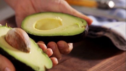 Choose, Store & Ripen Avocadoes | Cooking How To | Food Network Asia