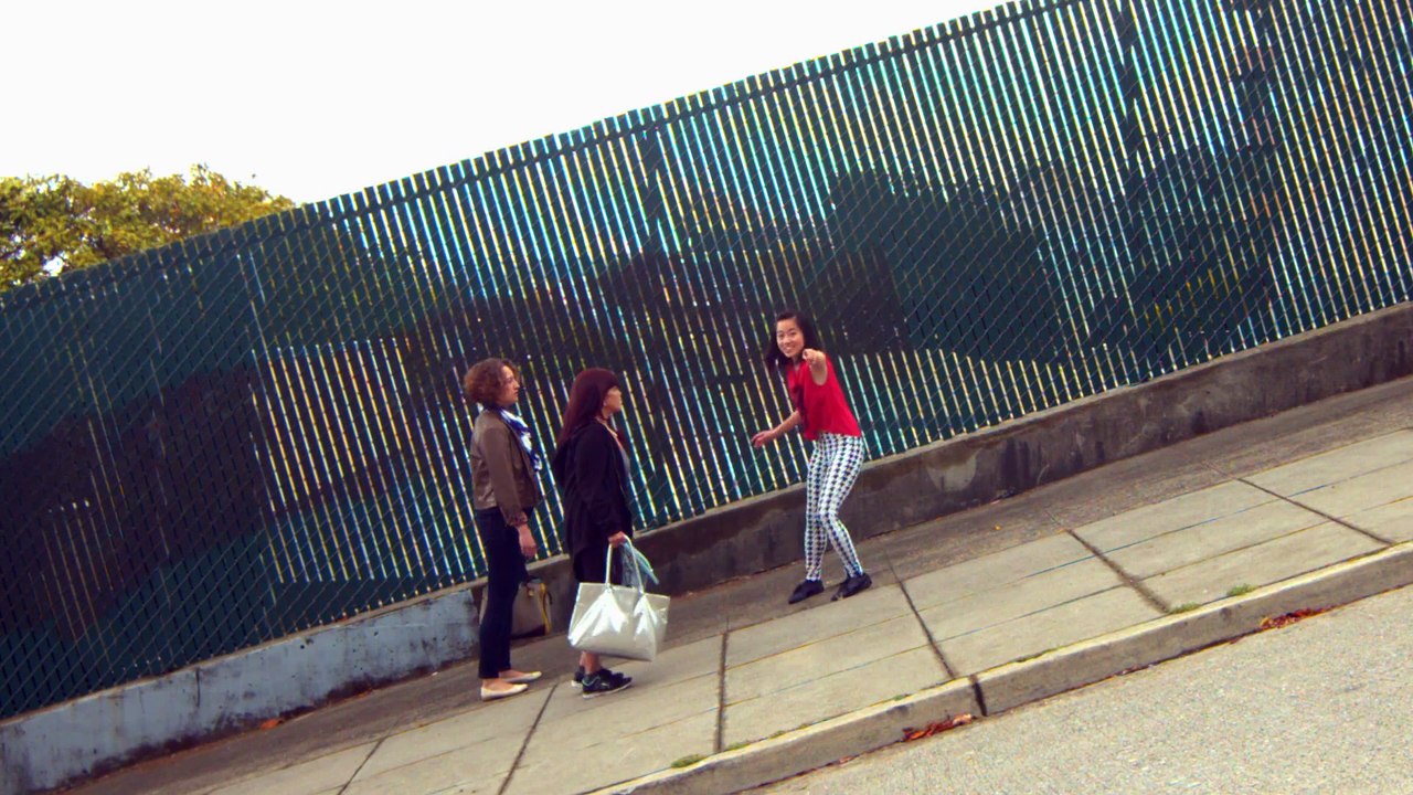 Flattening The Steep Hills Of San Francisco With Camera - Gravity Illusions on Hills